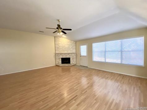 6635 Shady Bend Drive San Antonio TX 78256