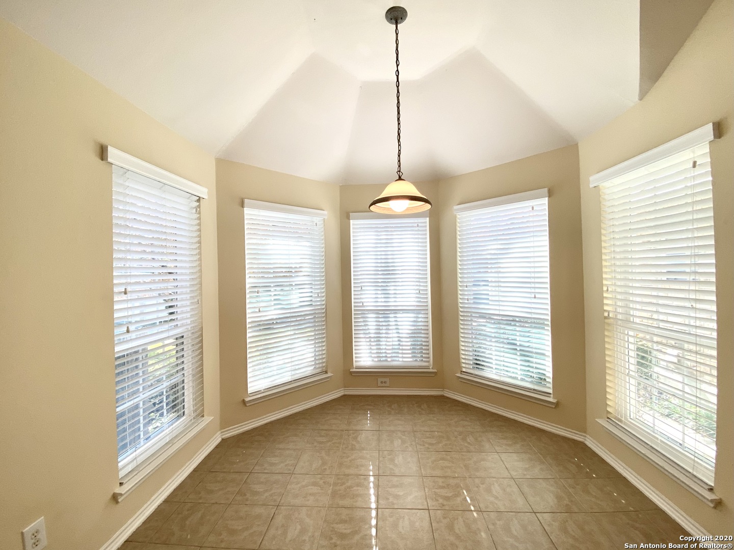 6635 Shady Bend Drive San Antonio TX 78256
