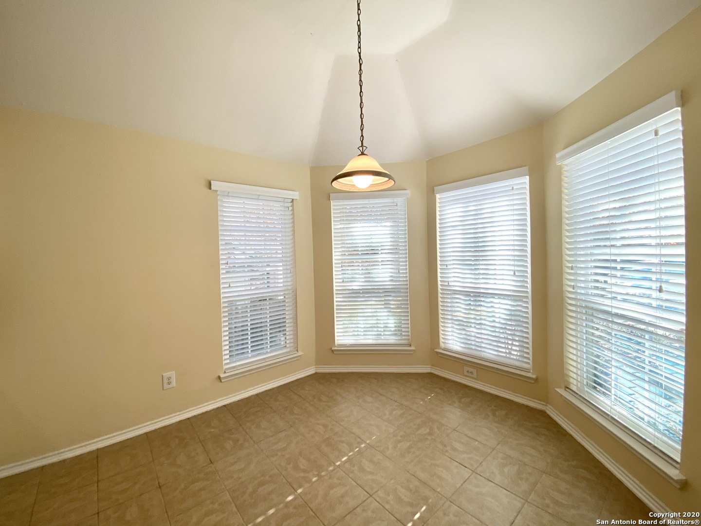 6635 Shady Bend Drive San Antonio TX 78256