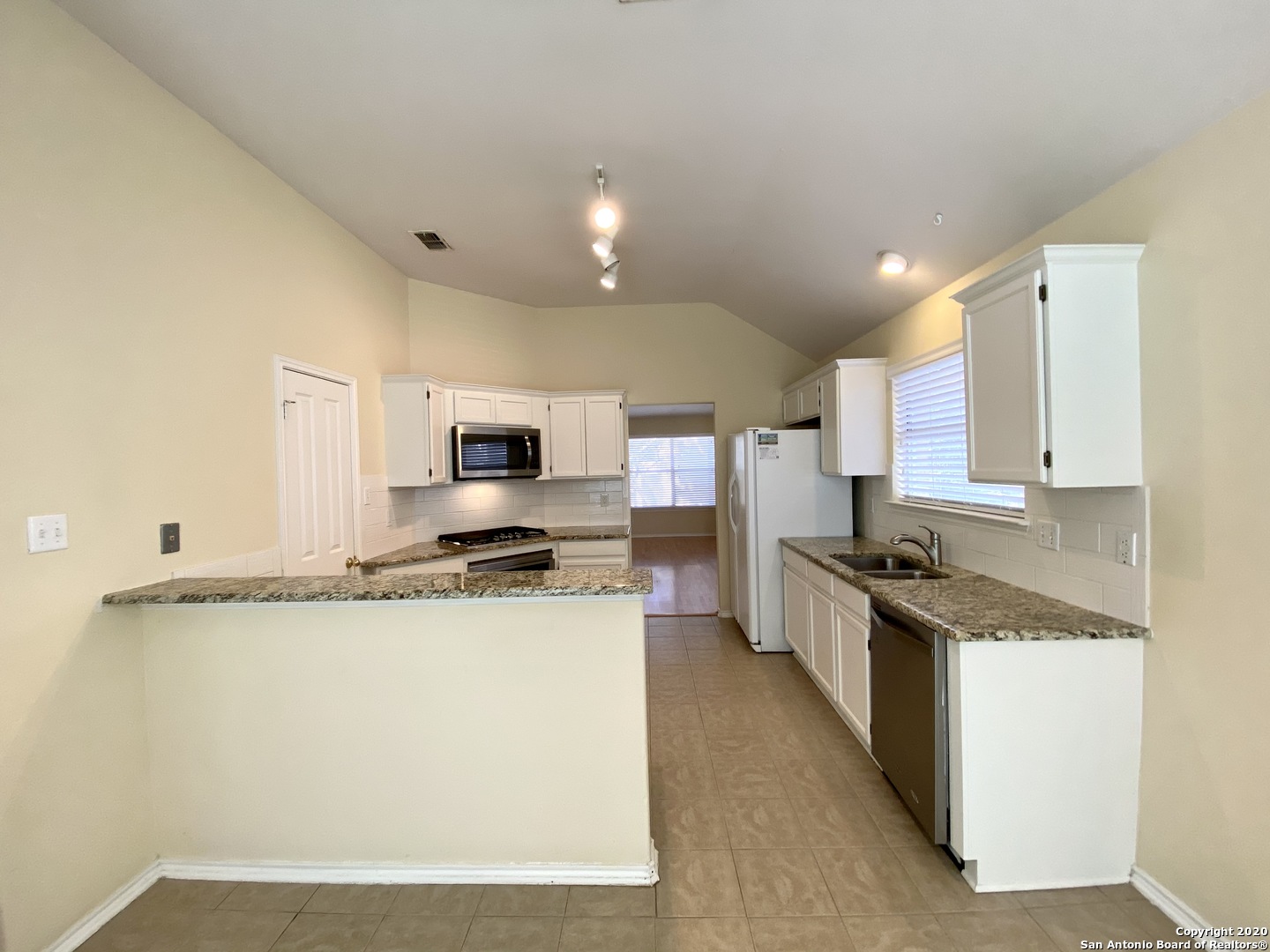 6635 Shady Bend Drive San Antonio TX 78256