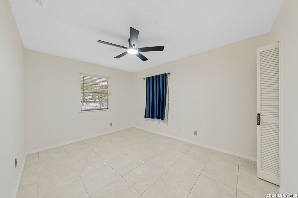 6323 Forest Bend San Antonio TX 78240