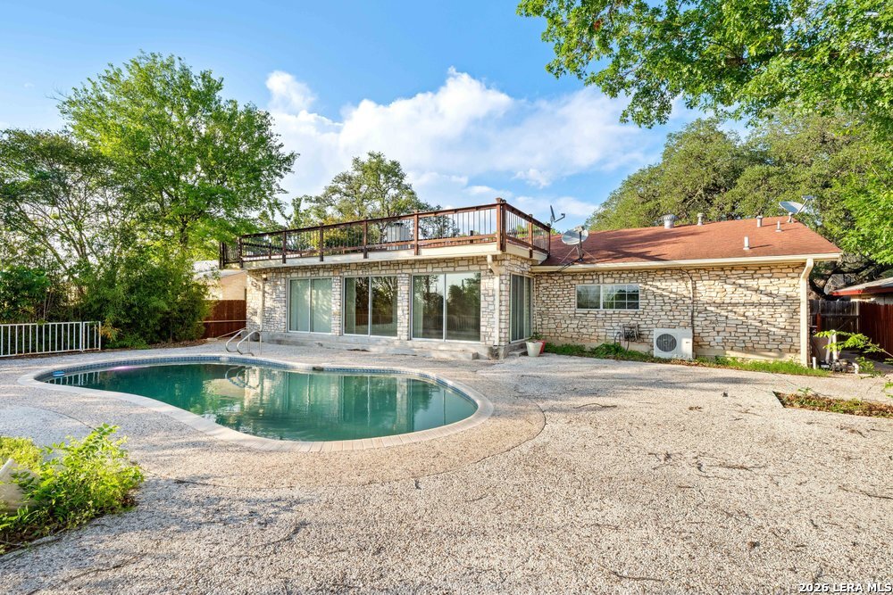 6323 Forest Bend San Antonio TX 78240