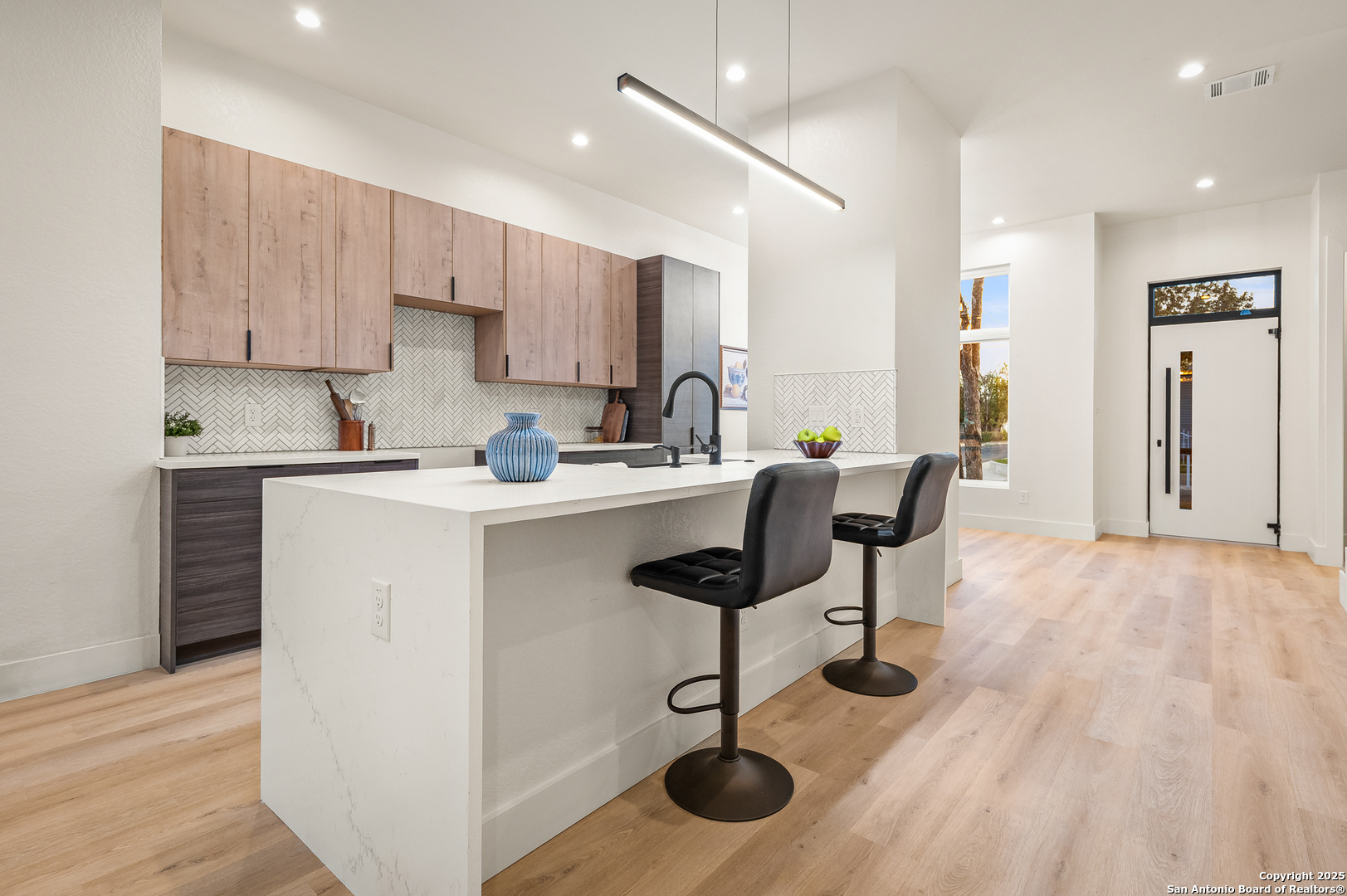 257 E Baylor San Antonio TX 78204