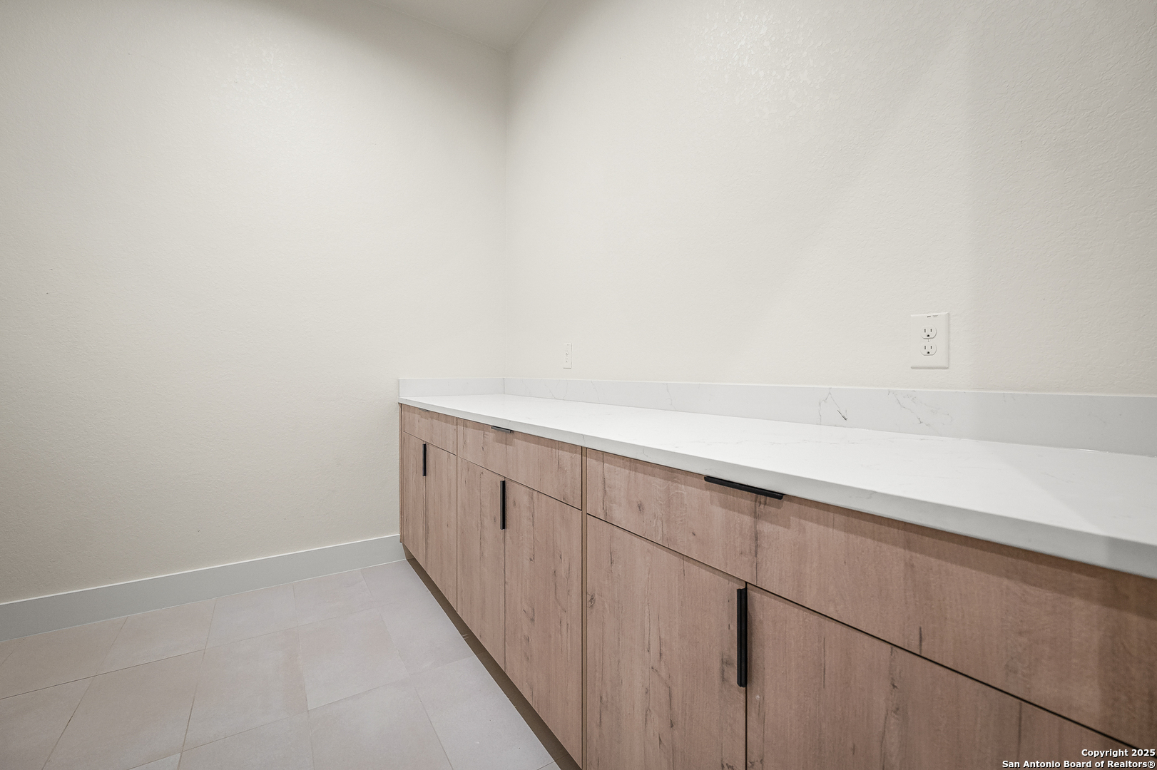 257 E Baylor San Antonio TX 78204