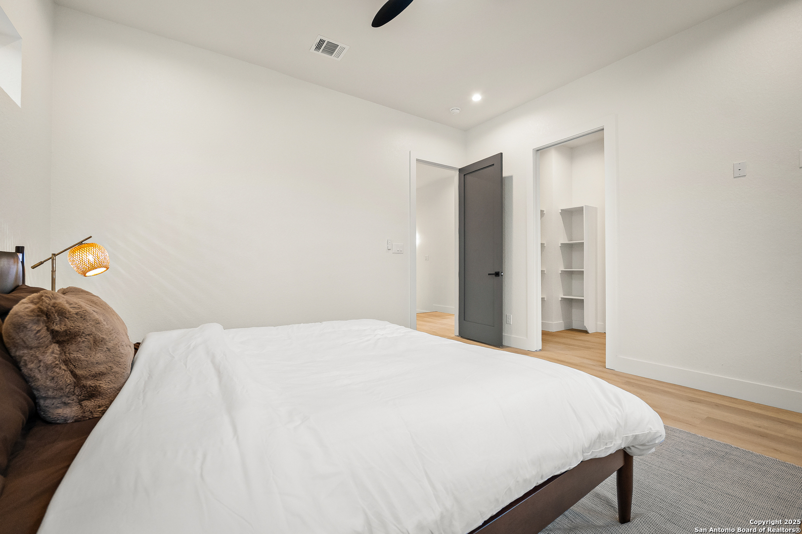 257 E Baylor San Antonio TX 78204