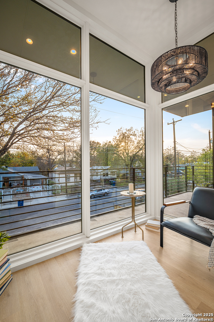 257 E Baylor San Antonio TX 78204