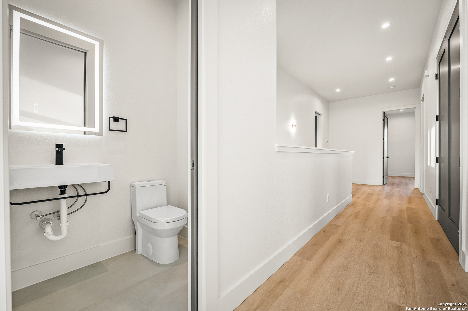 257 E Baylor San Antonio TX 78204