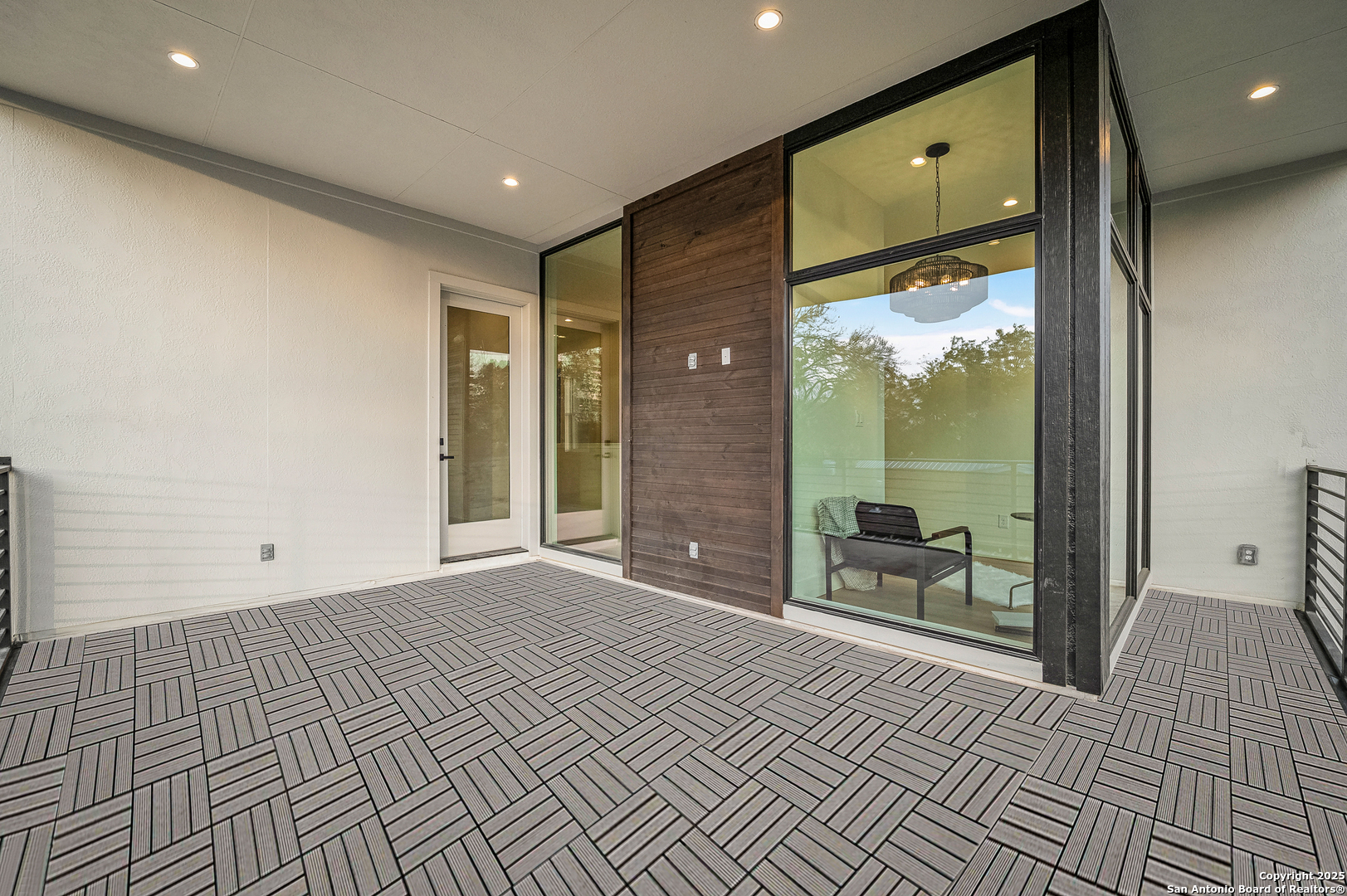 257 E Baylor San Antonio TX 78204