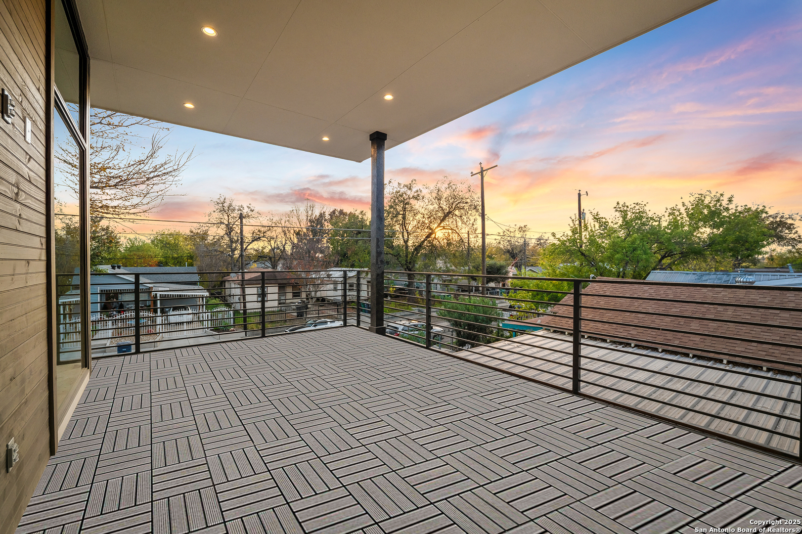 257 E Baylor San Antonio TX 78204
