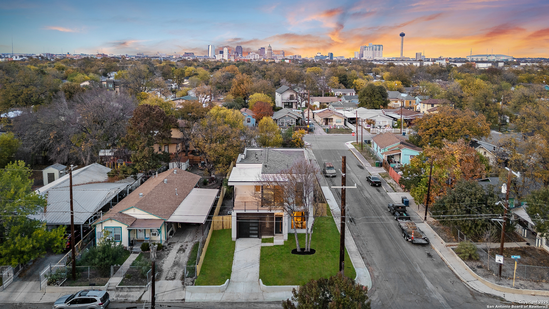 257 E Baylor San Antonio TX 78204