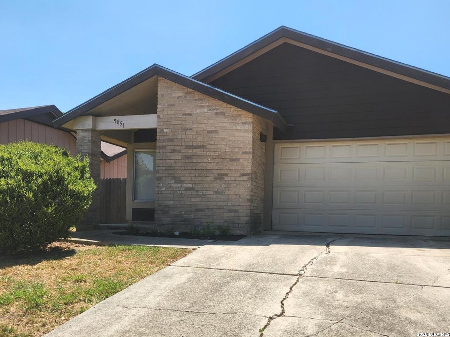 9851 Meadow Way Converse TX 78109