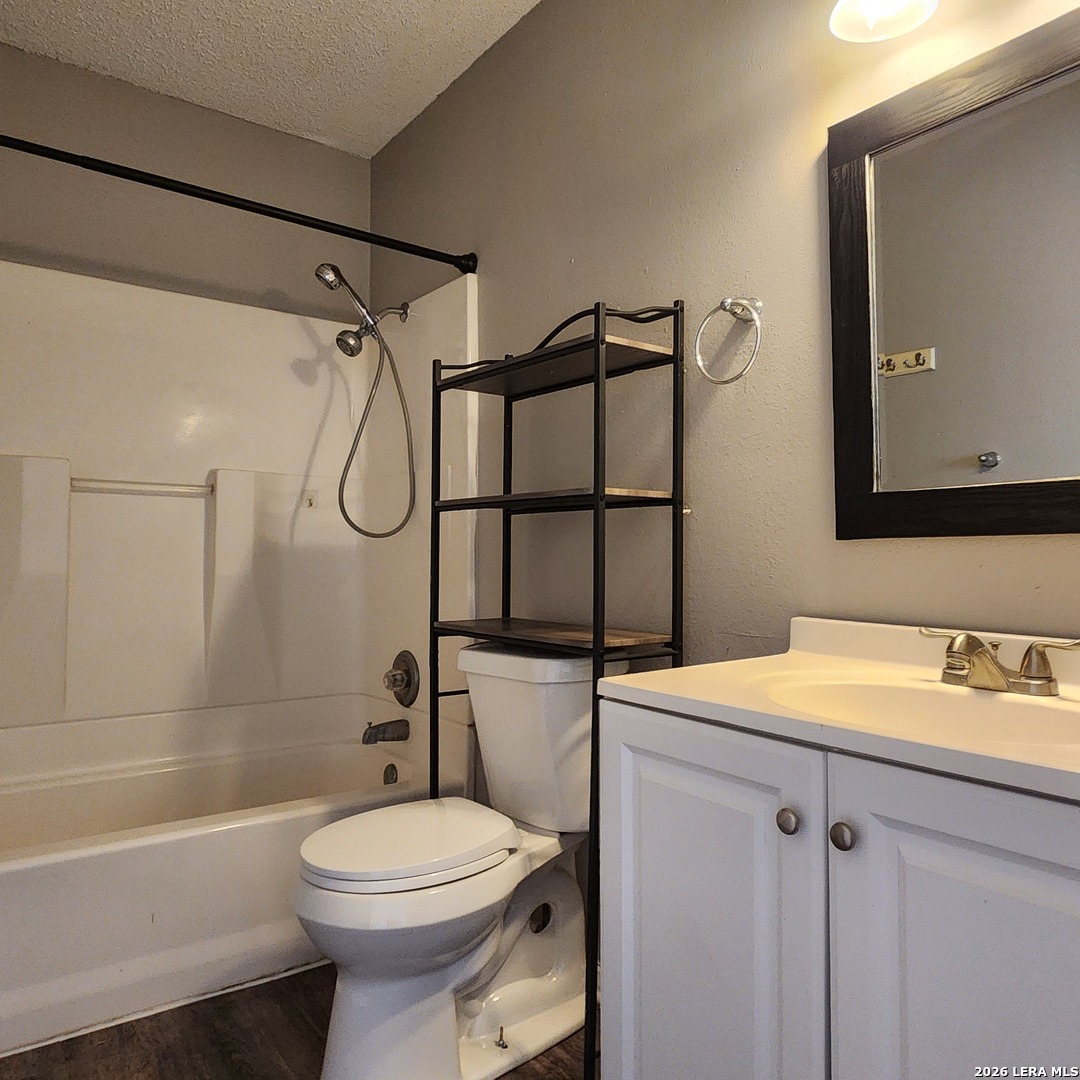9851 Meadow Way Converse TX 78109