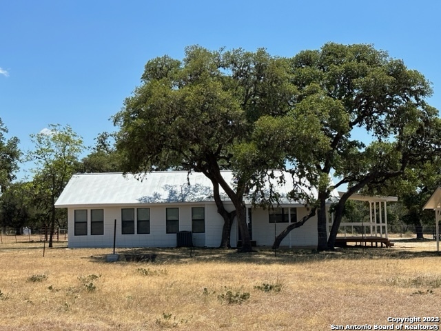 373 Pine Tree Road Medina TX 78055
