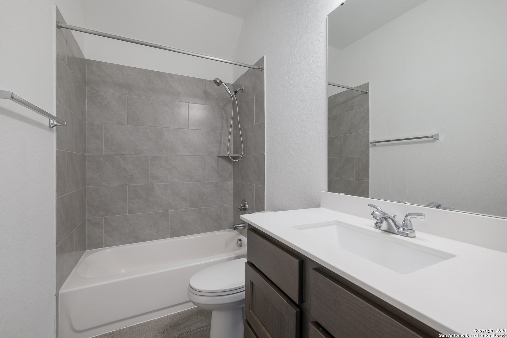 2721 Barkey Springs San Antonio TX 78245