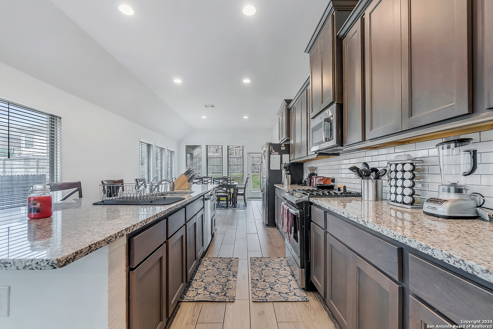 2721 Barkey Springs San Antonio TX 78245