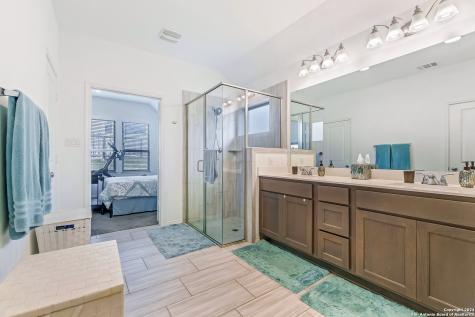 2721 Barkey Springs San Antonio TX 78245