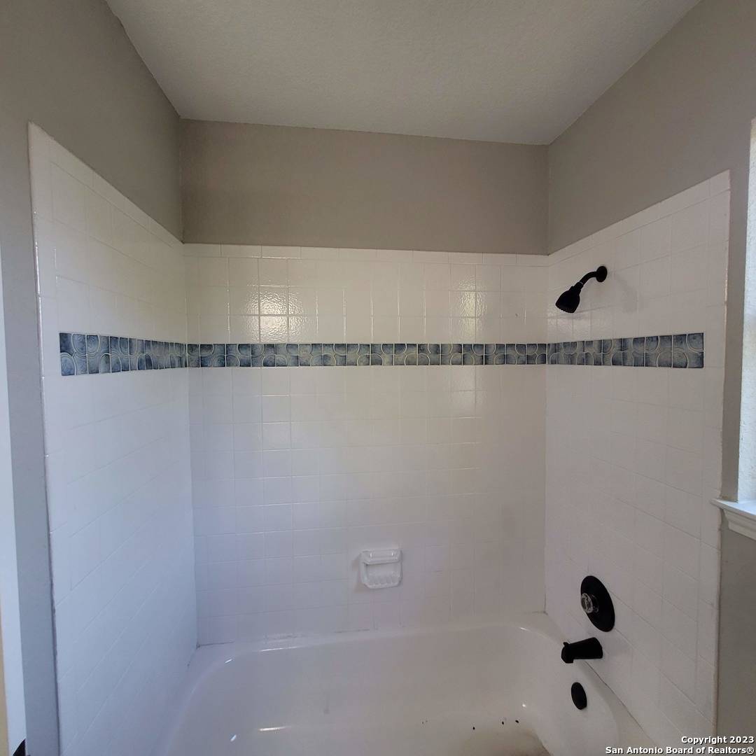 14623 Highland Ridge San Antonio TX 78233
