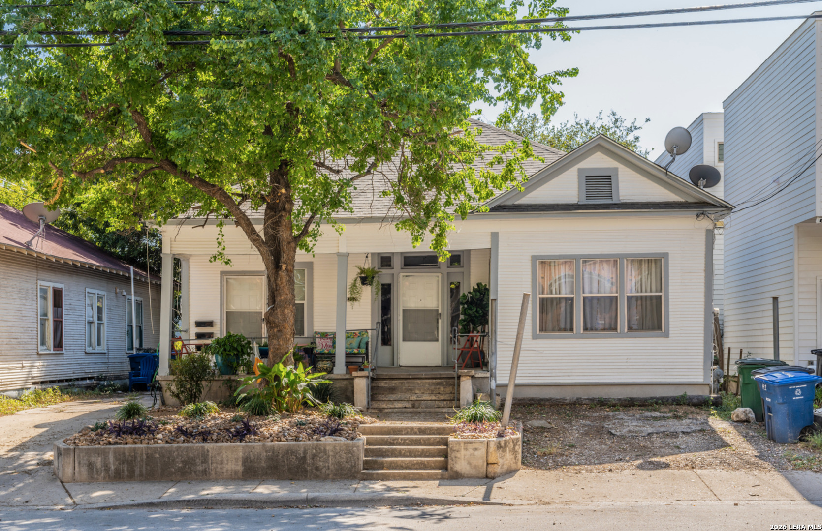 302 E Cevallos San Antonio TX 78204
