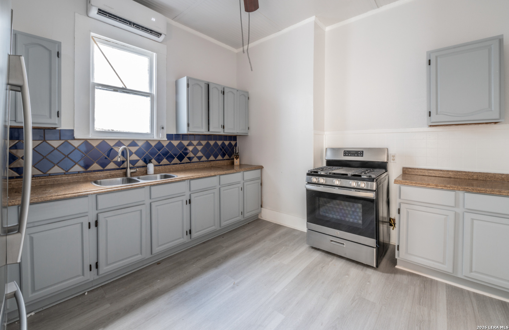 302 E Cevallos San Antonio TX 78204