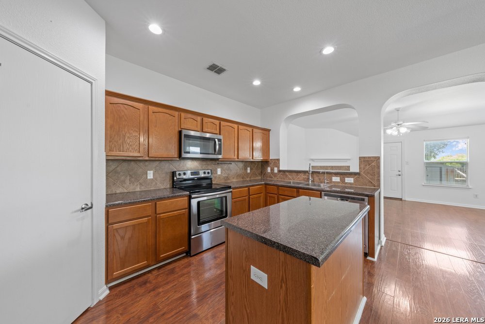 9302 Mare Country San Antonio TX 78254