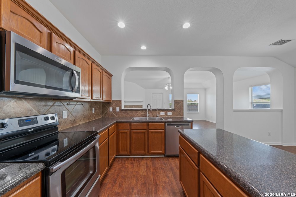 9302 Mare Country San Antonio TX 78254