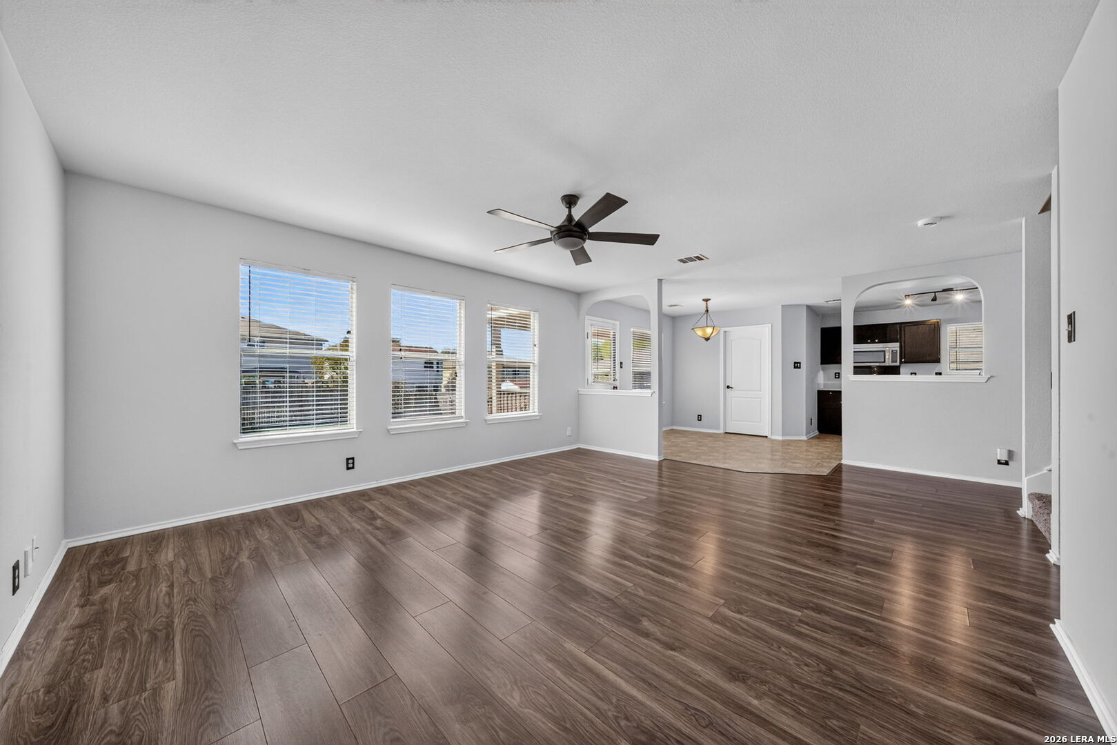 643 Granite Cliff San Antonio TX 78251