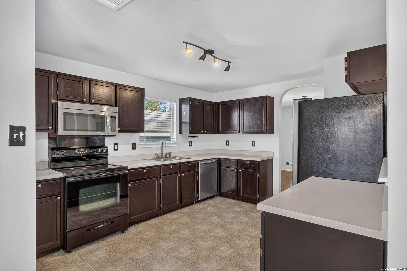 643 Granite Cliff San Antonio TX 78251