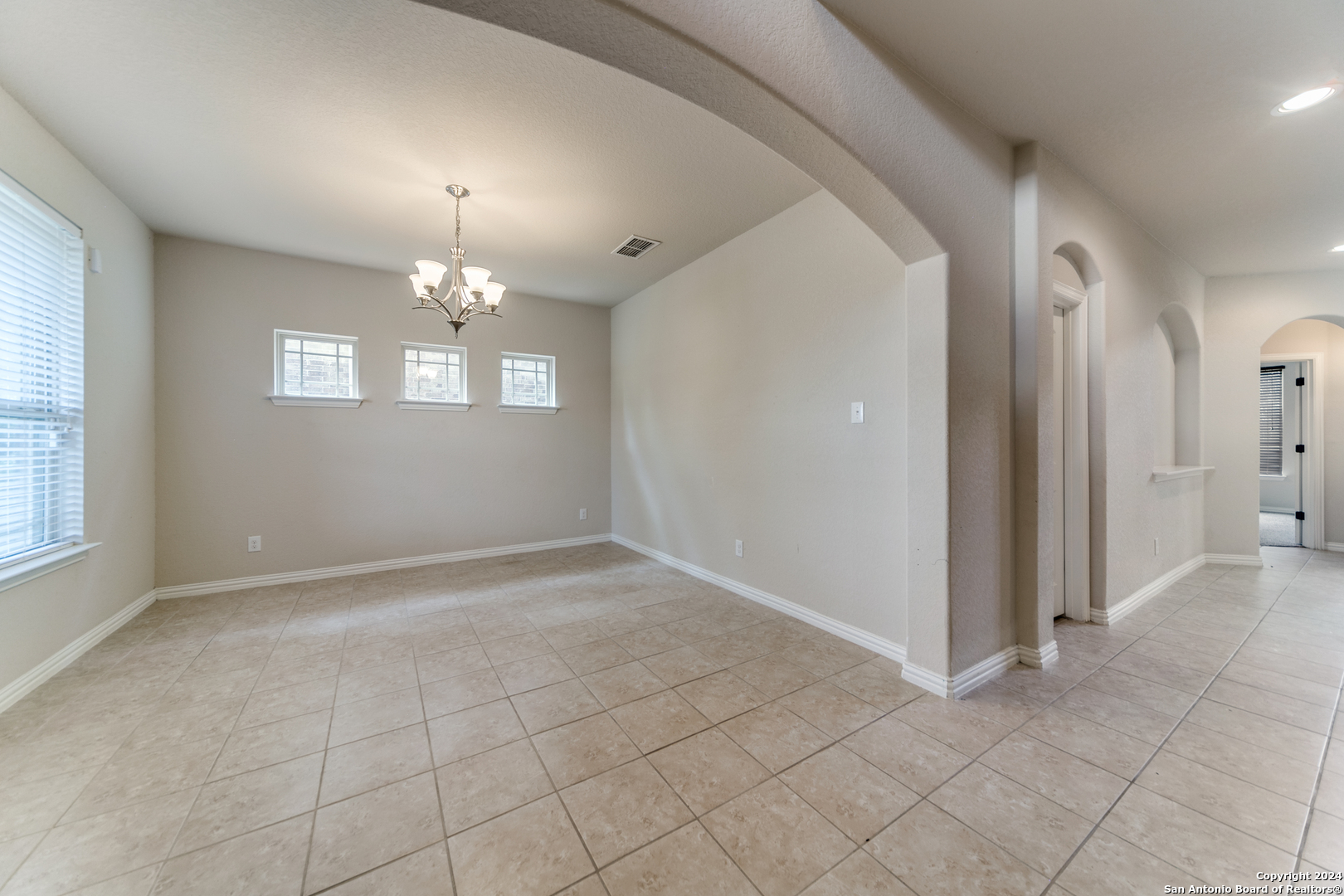 111 Dovetail Street Boerne TX 78006