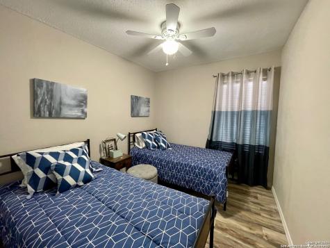 6111 Quail Feather Lane San Antonio TX 78233