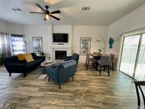 6111 Quail Feather Lane San Antonio TX 78233