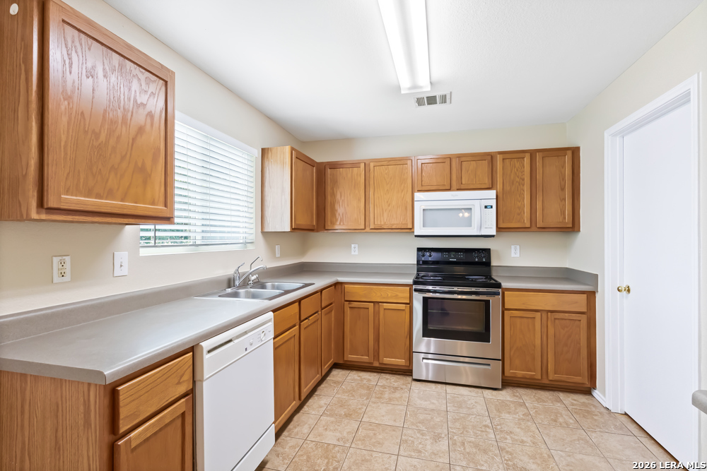 1730 Twilight Bluff San Antonio TX 78260