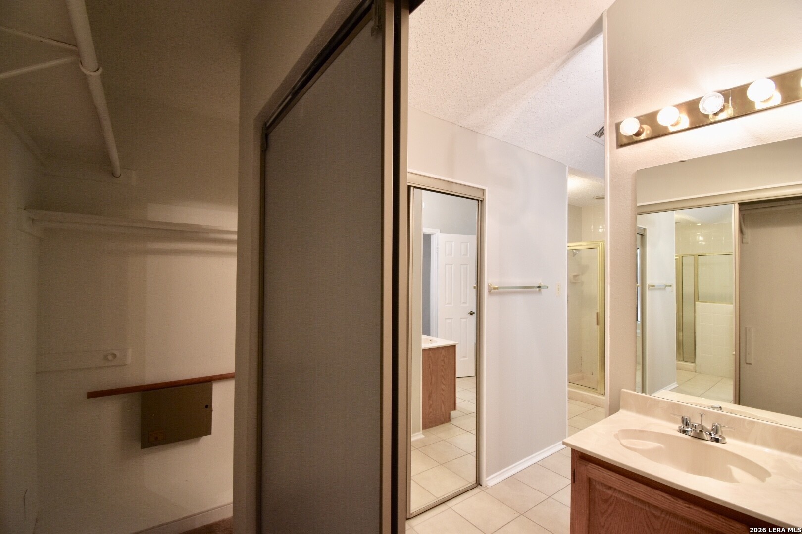 11304 Forest Gleam Live Oak TX 78233