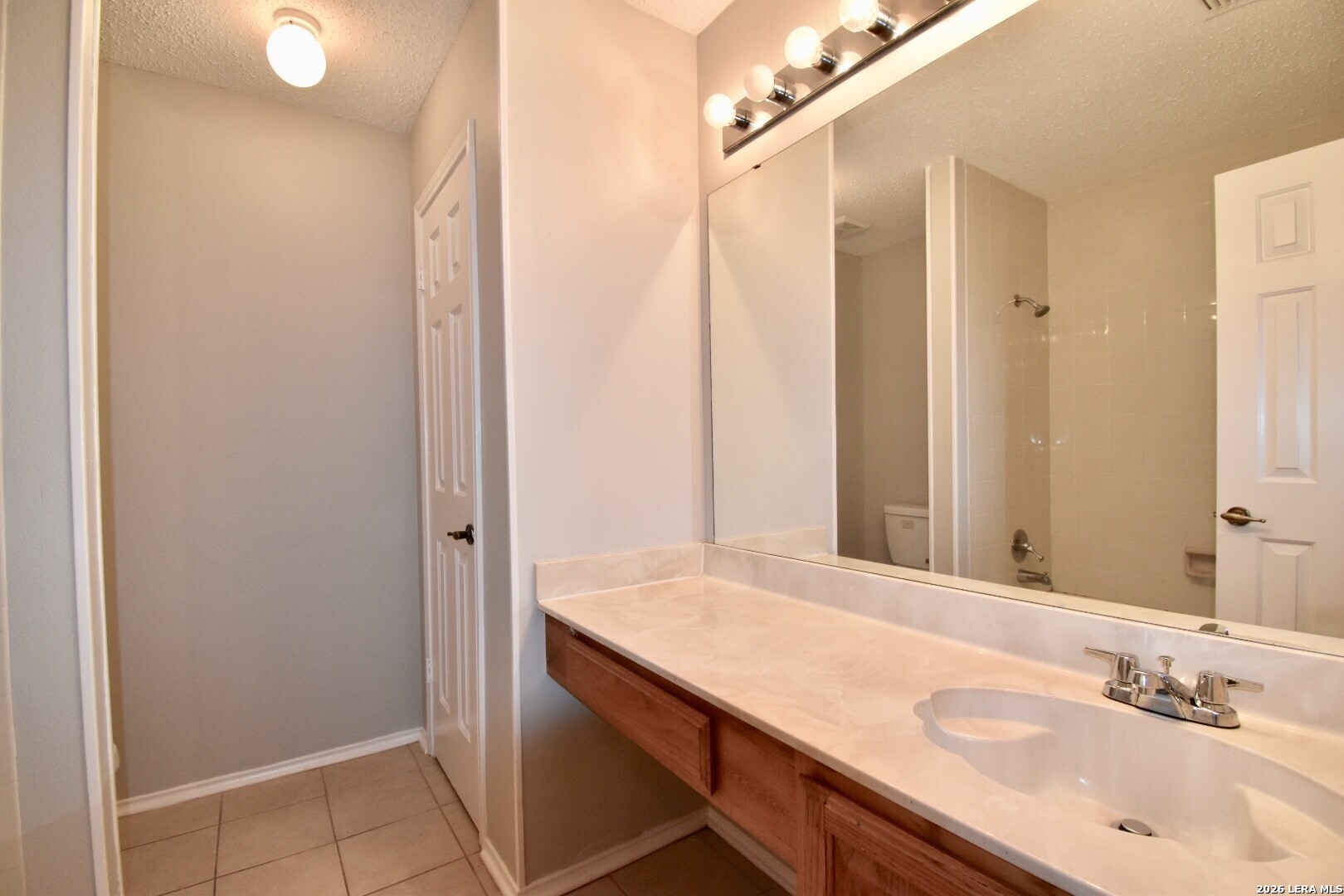 11304 Forest Gleam Live Oak TX 78233