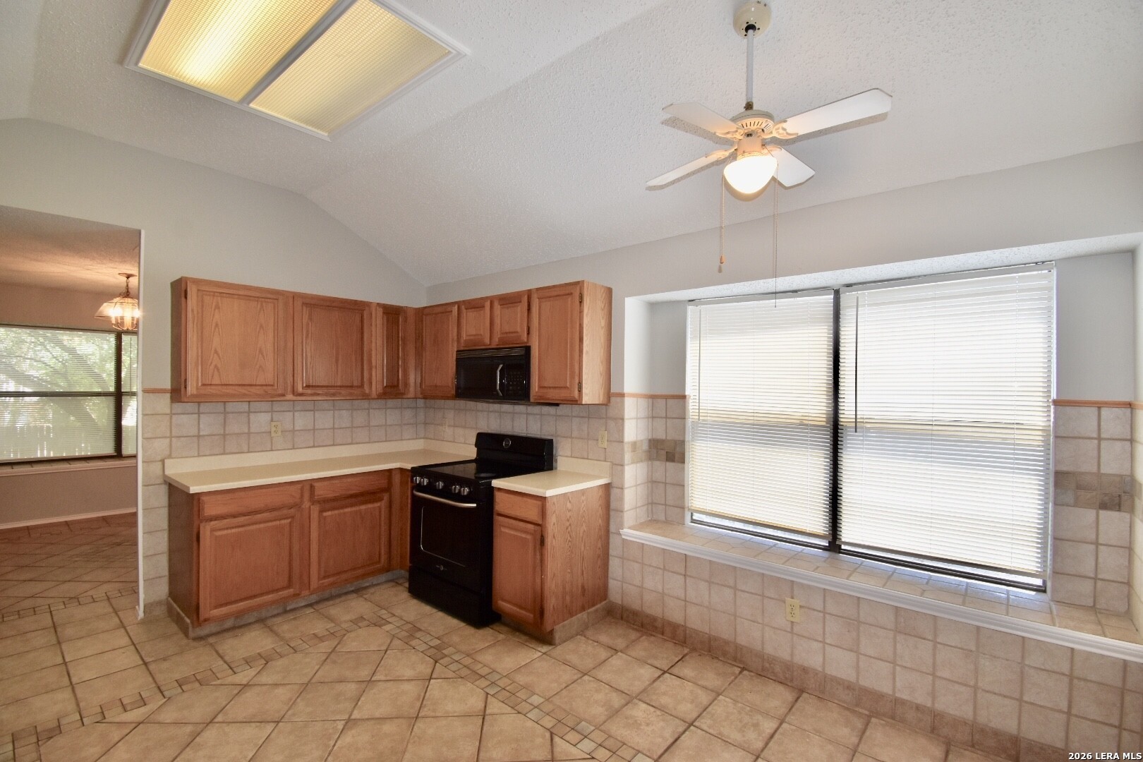 11304 Forest Gleam Live Oak TX 78233