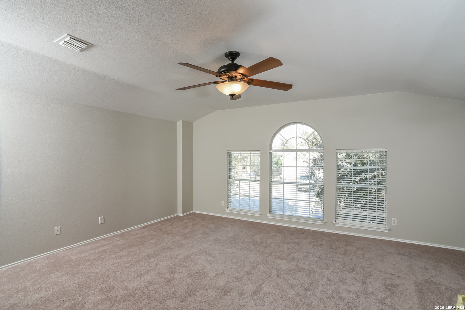 6122 Kenedy Leaf San Antonio TX 78253