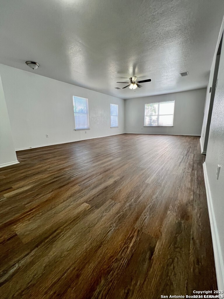 2411 Laden Meadows San Antonio TX 78245