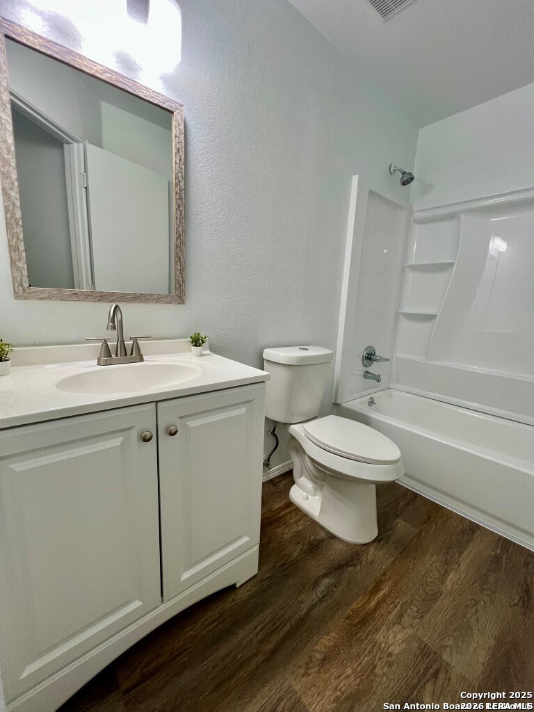2411 Laden Meadows San Antonio TX 78245