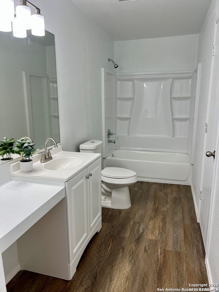2411 Laden Meadows San Antonio TX 78245