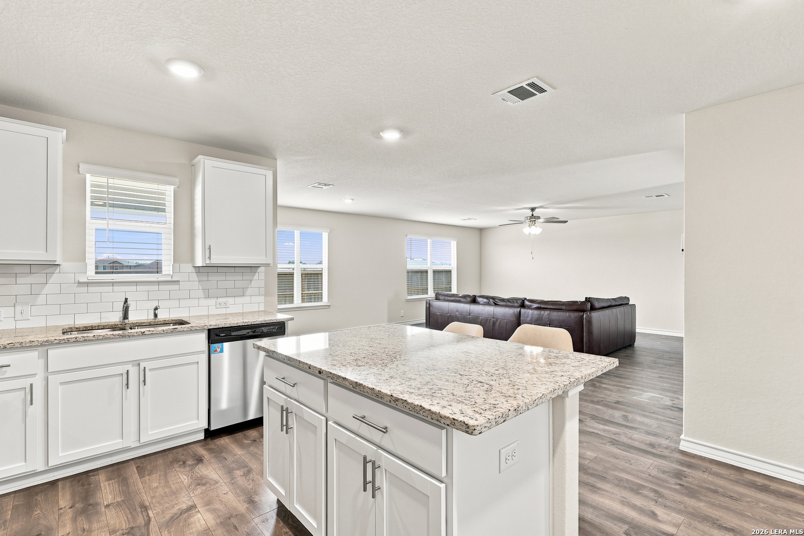 913 Rolling River Cibolo TX 78108