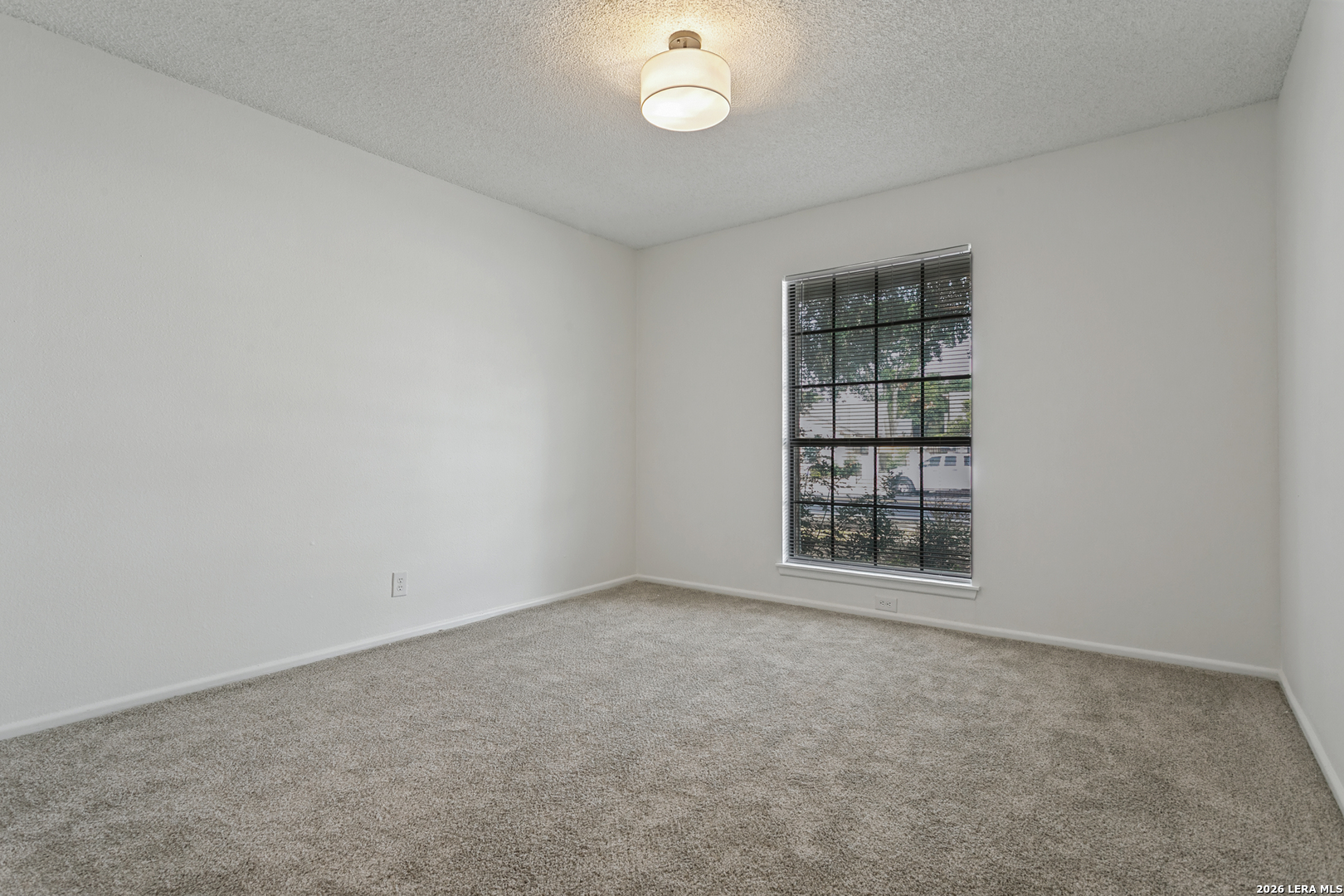 10106 Grand Park San Antonio TX 78239