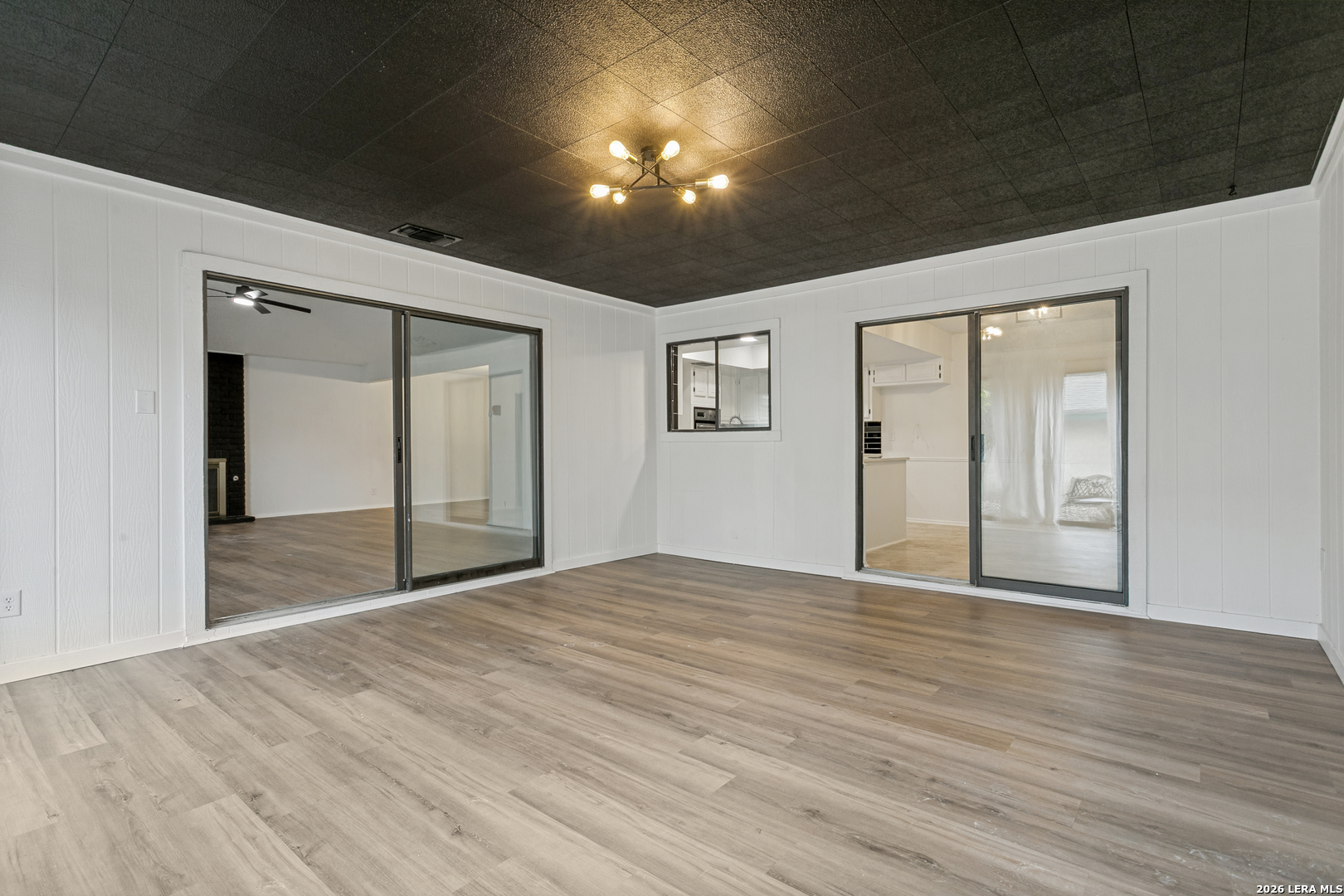 10106 Grand Park San Antonio TX 78239