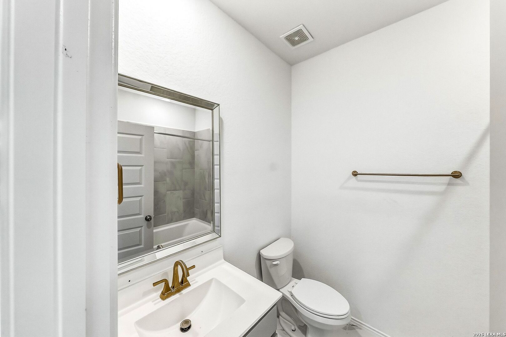 207 Brook Shadow Cibolo TX 78108
