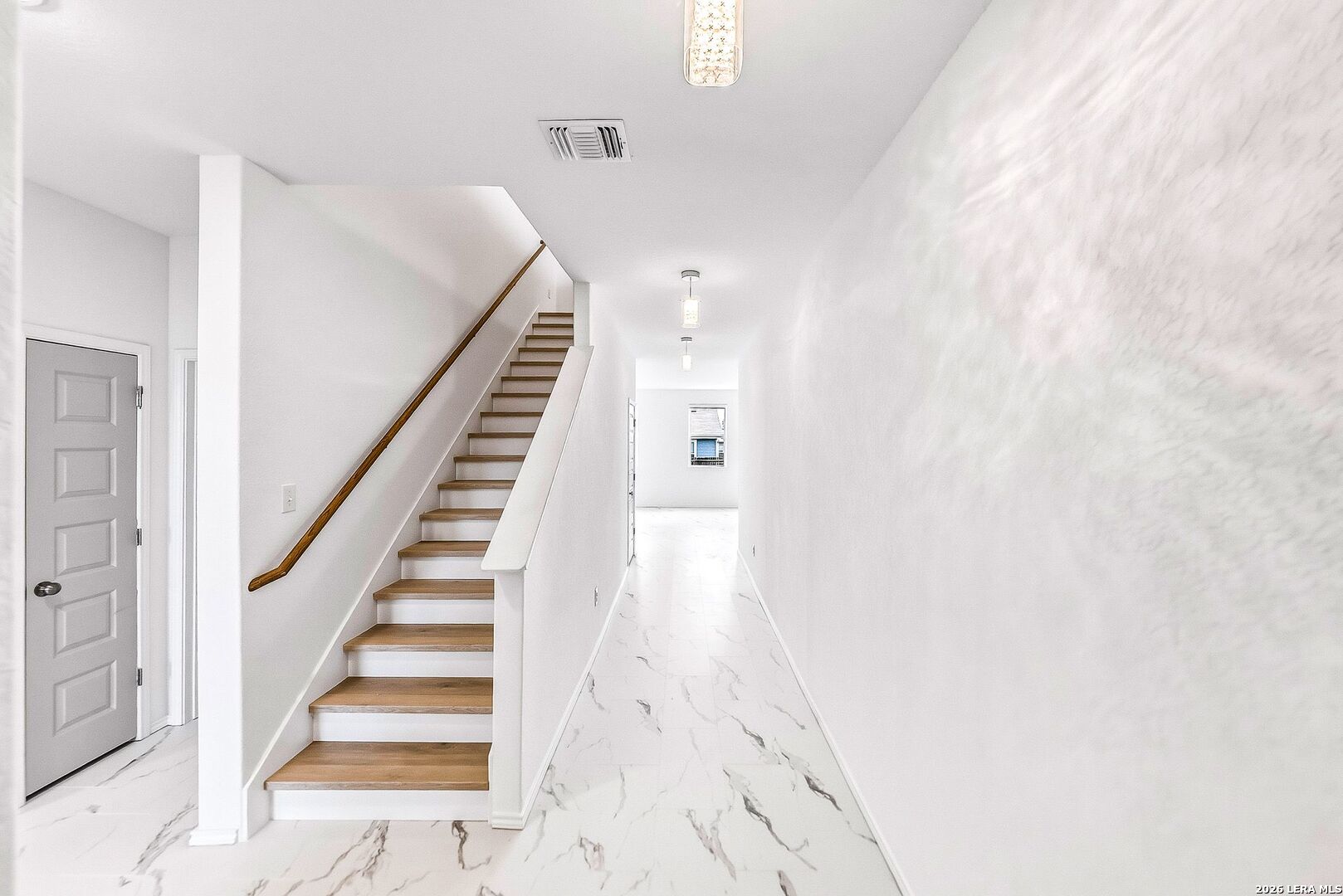 207 Brook Shadow Cibolo TX 78108