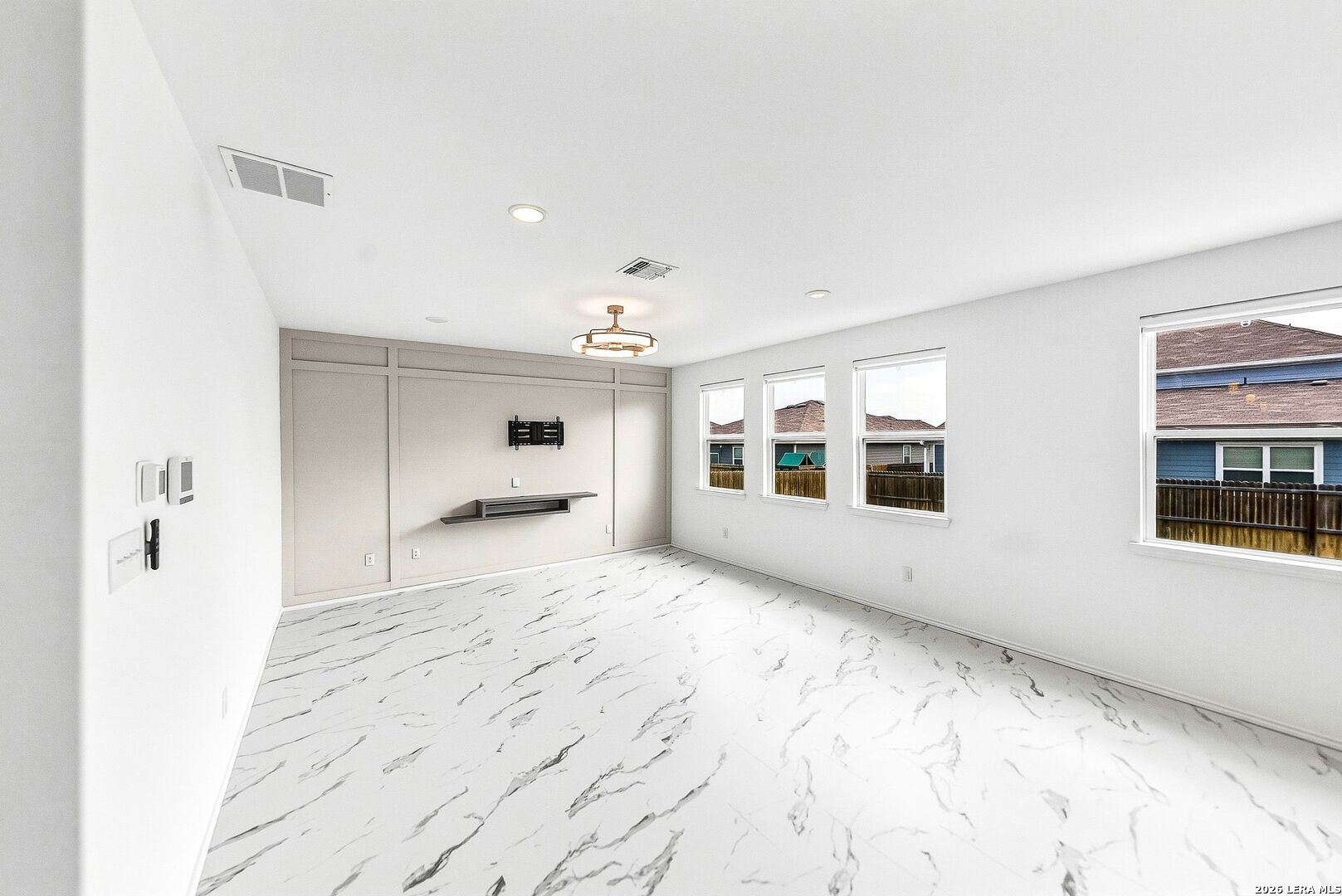 207 Brook Shadow Cibolo TX 78108