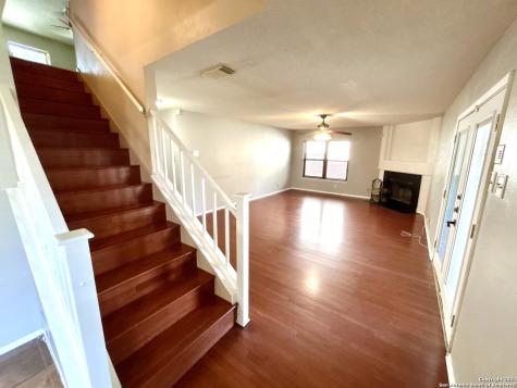 8111 Mescal Trail San Antonio TX 78244