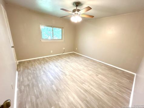 8111 Mescal Trail San Antonio TX 78244