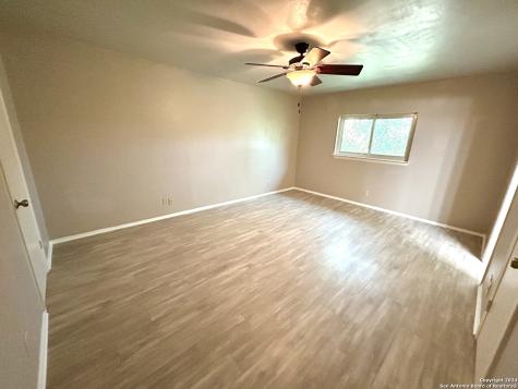 8111 Mescal Trail San Antonio TX 78244