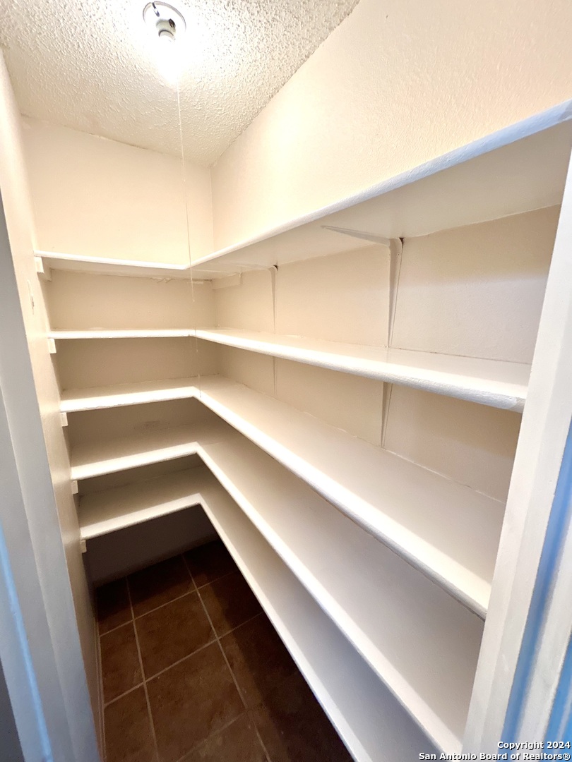 8111 Mescal Trail San Antonio TX 78244