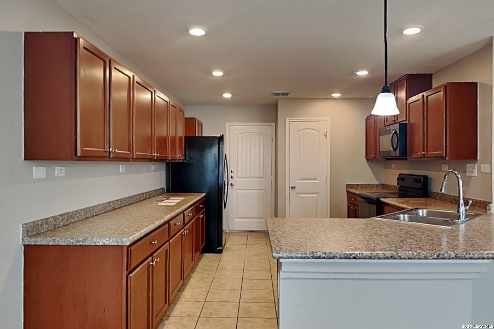 1519 Overlook Bank San Antonio TX 78245