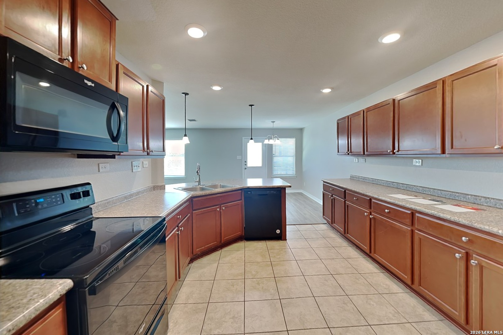 1519 Overlook Bank San Antonio TX 78245